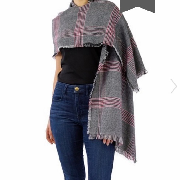 NWOT Just Jamie Houndstooth Plaid Frayed Trim - Picture 2 of 5